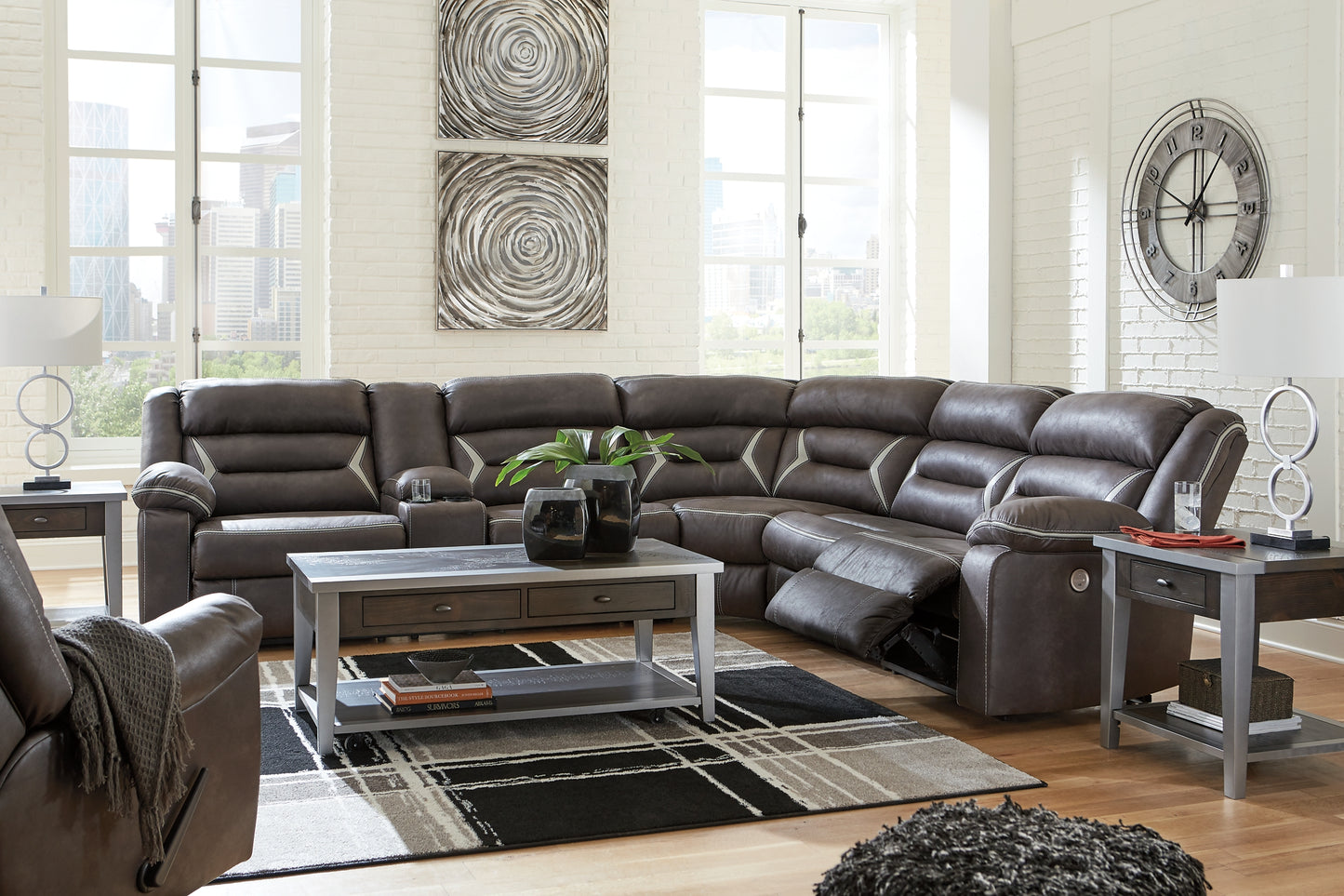 Kincord 4-Piece Sectional with Recliner